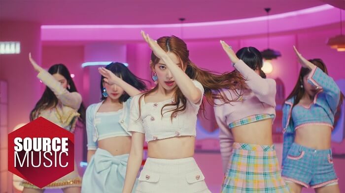 Le Sserafim Opted For Colorful Outfit In Fearless Japanese Version Mv